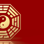 紅色背景上的金色立體八卦圖案，中心帶有陰陽魚符號，呈現出高質感的金屬光澤與反射效果